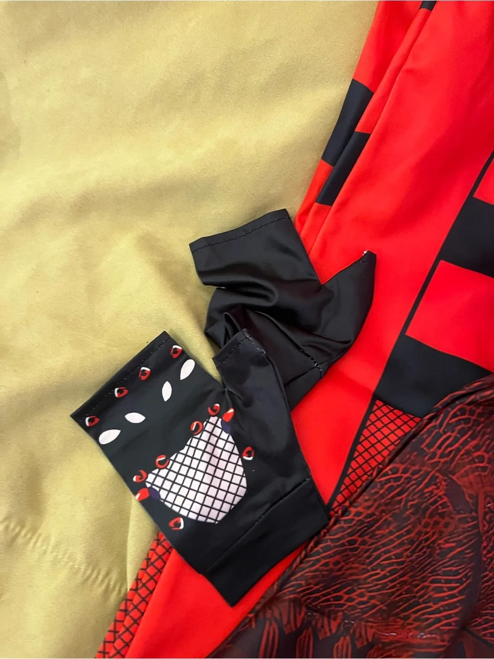 Naeviwth Rise of Red Halloween Costume